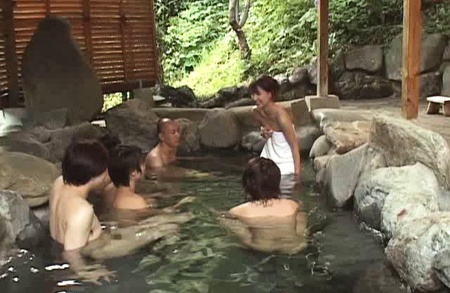 Amateur Housewife Hot Spring Trip