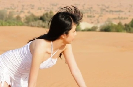 Azusa Togashi beautiful Asian teen in the desert 