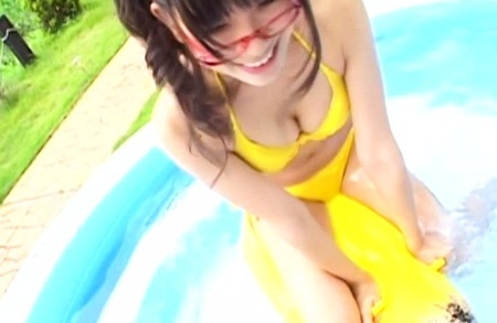 Naenan amazing Asian babe in red glasses and sexy bikini 
